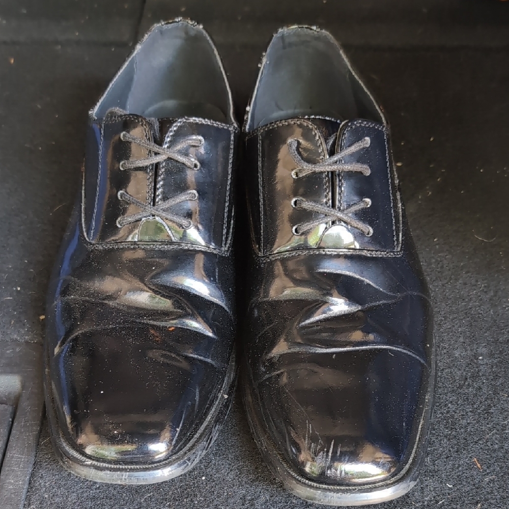 Classic Black Men's Dress Shoes